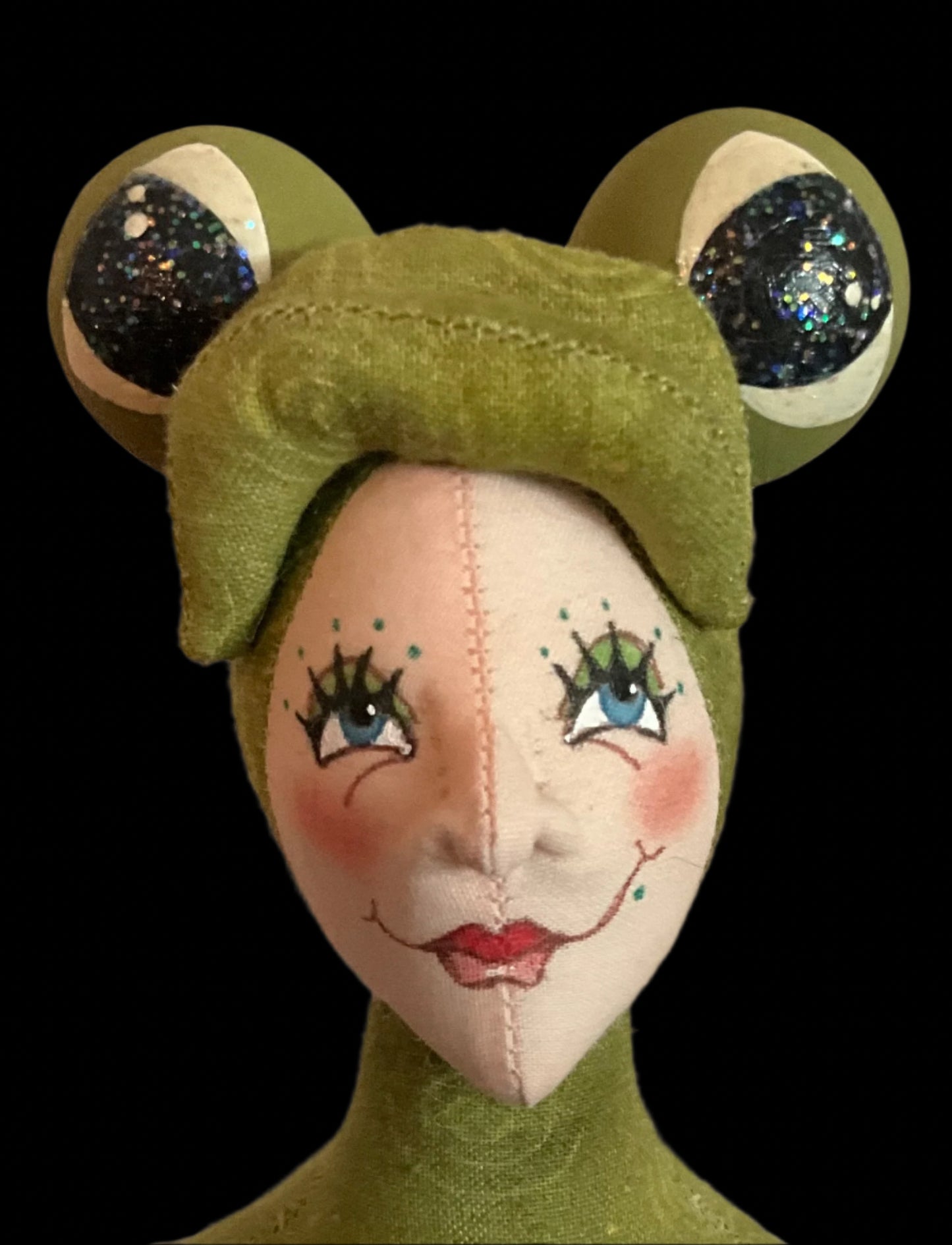 Frogissimo: Art Doll