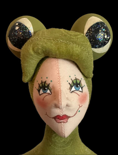 Frogissimo: Art Doll